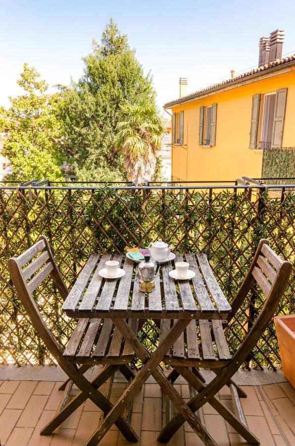 Begatto Apartment, Nel Cuore Del Centro Storico Bologna Bagian luar foto