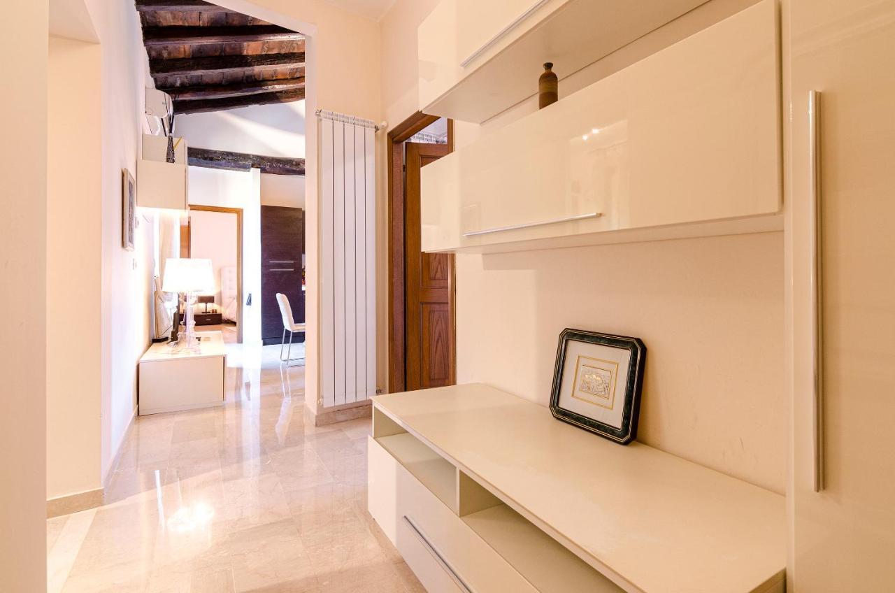 Begatto Apartment, Nel Cuore Del Centro Storico Bologna Bagian luar foto